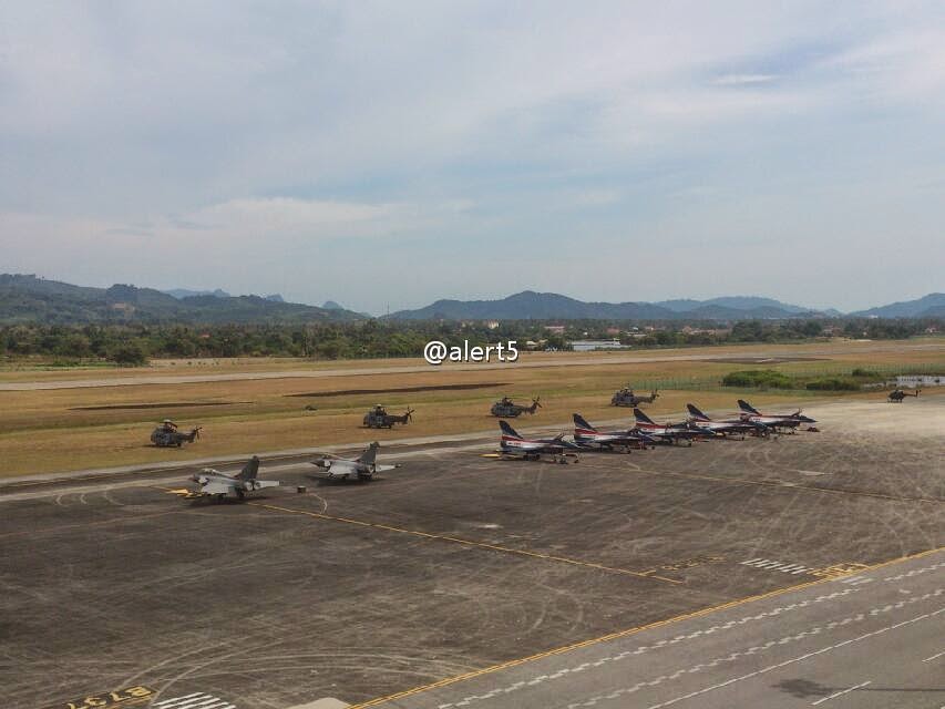 Chinese J-10 encounter with the EXPENSIVE French Rafale 4.jpg