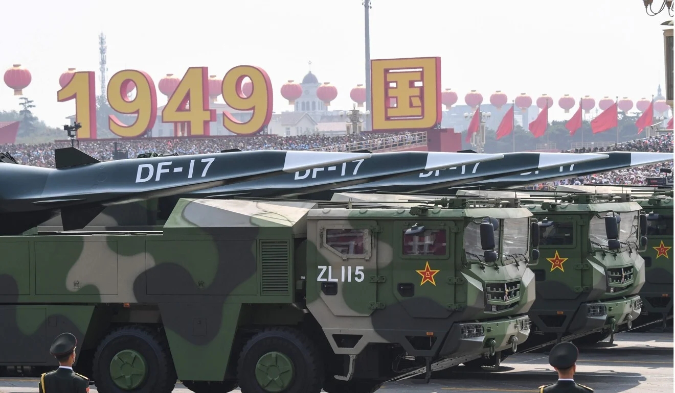 DF-17 missiles take part in a military parade in Beijing in 2019 to mark the 70th anniversary ...jpg