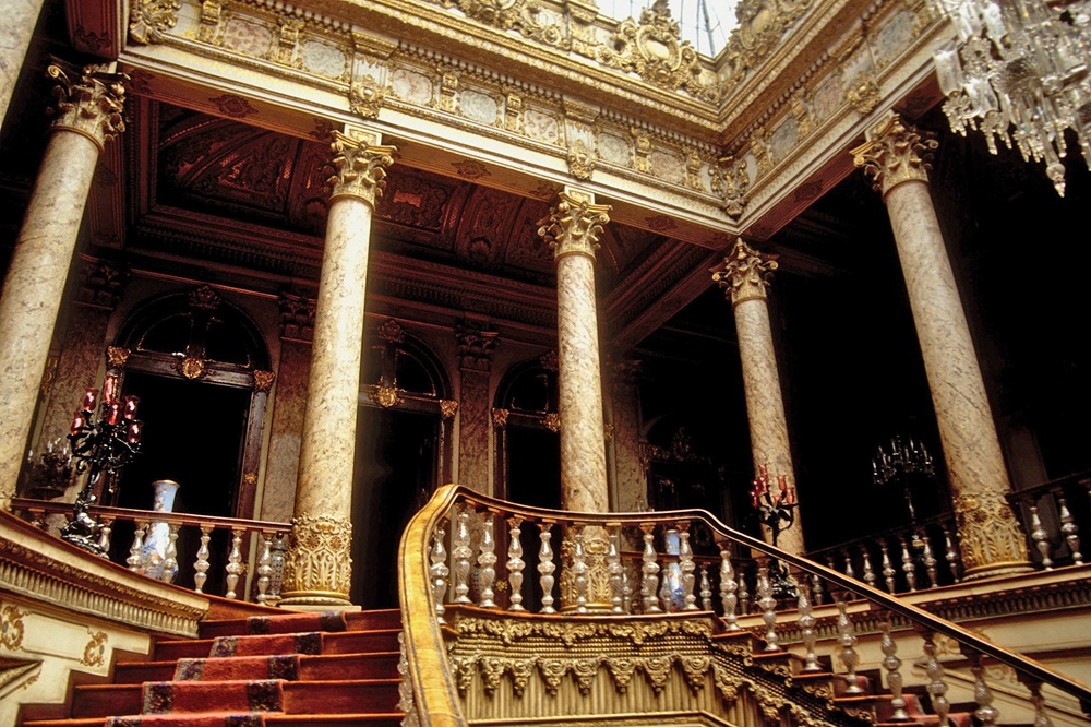 dolmabahce-palace (3).jpg