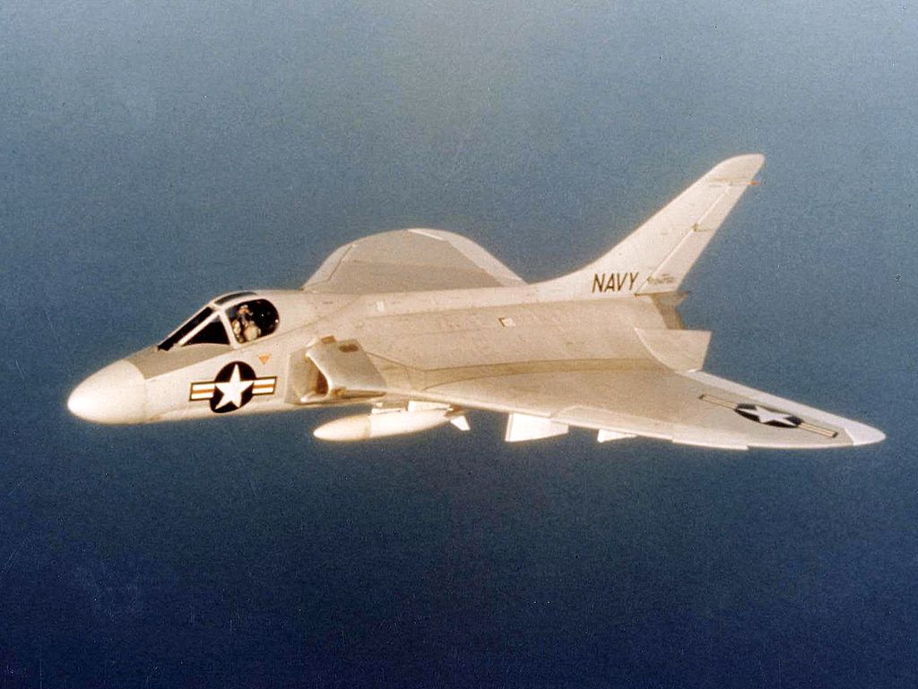 Douglas_F4D-1_Skyray_in_flight_c1957.jpeg.jpeg