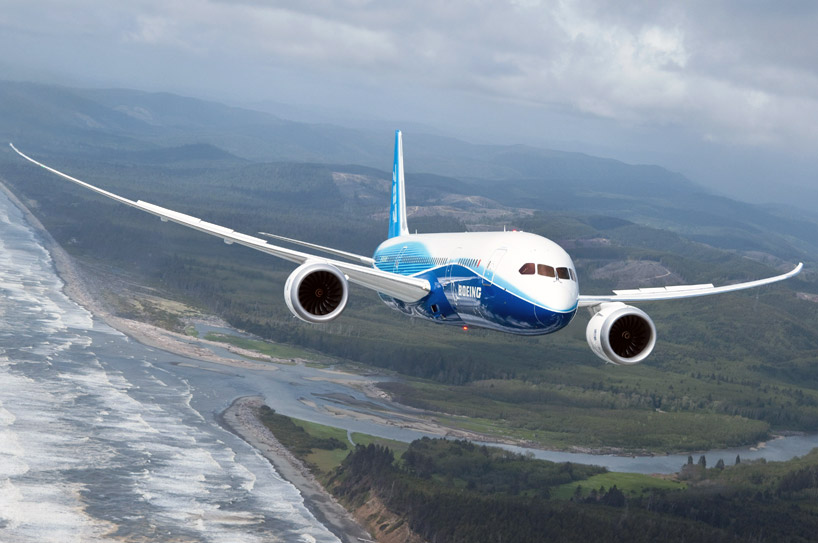 dreamliner01.jpg