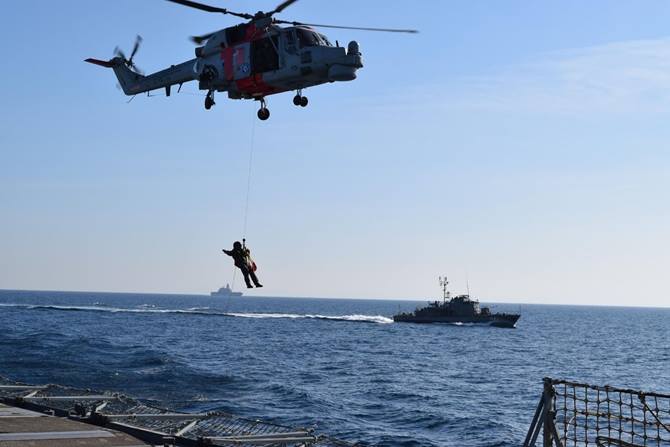 dzarmy 12 14 15 HMS Lancaster.jpg