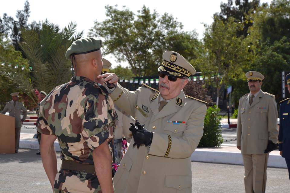 dzarmy 5 22 16 graduation batna.jpg4.jpg