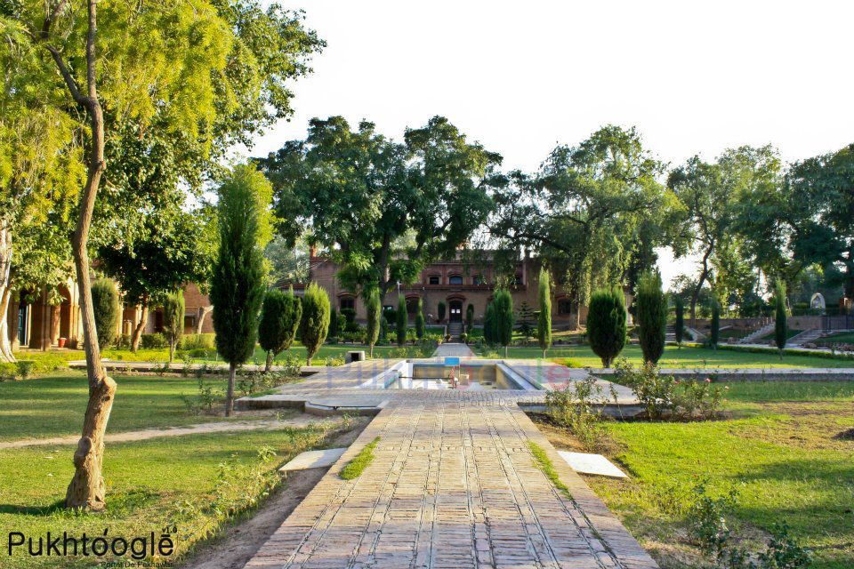 edwards_college_peshawar_-_pukhtoogle__3_.jpg