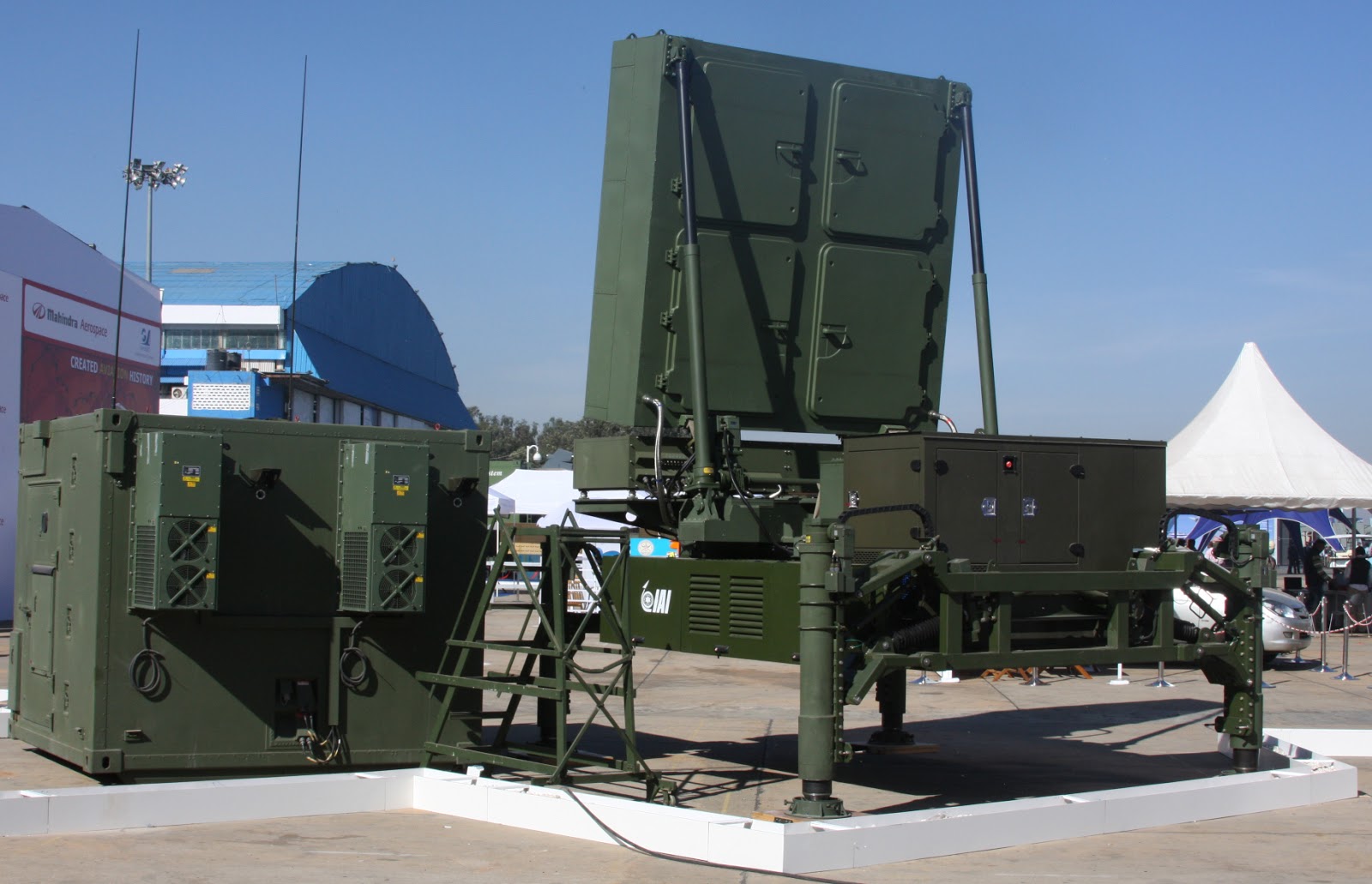 ELM-2084 MMR for Iron Dome at Aero India 2011.jpg