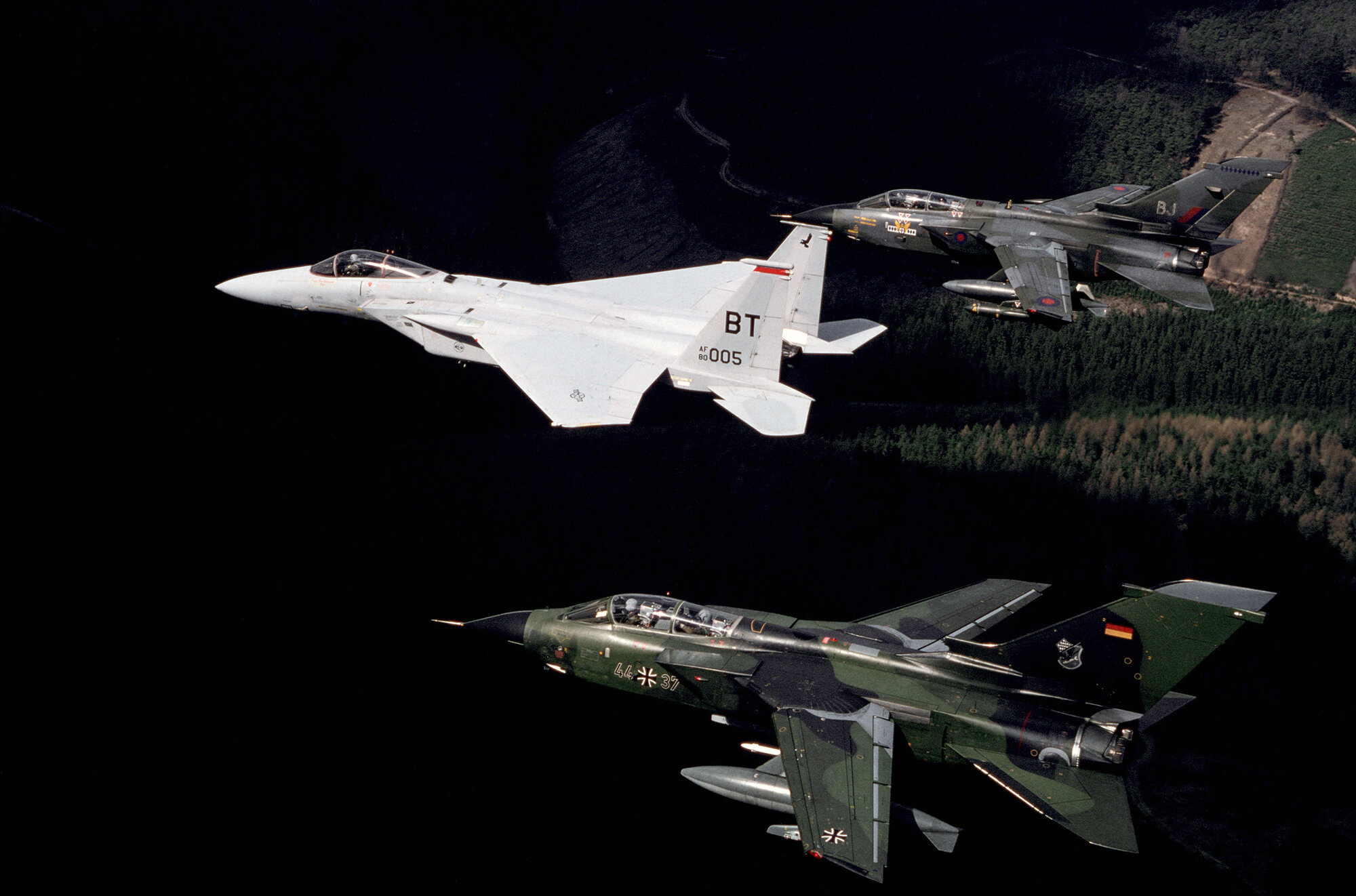 F-15C_Tornado_IDS_DFST8901717.jpg