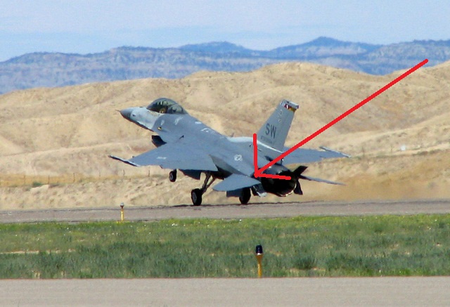 f-16.jpg