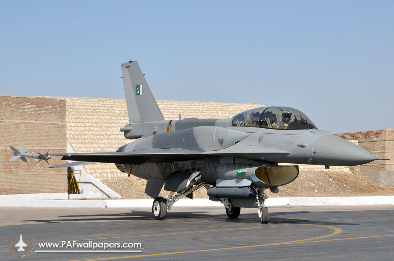 f-16_fighting_falcon_block52_pakistan_air_force_06.jpg