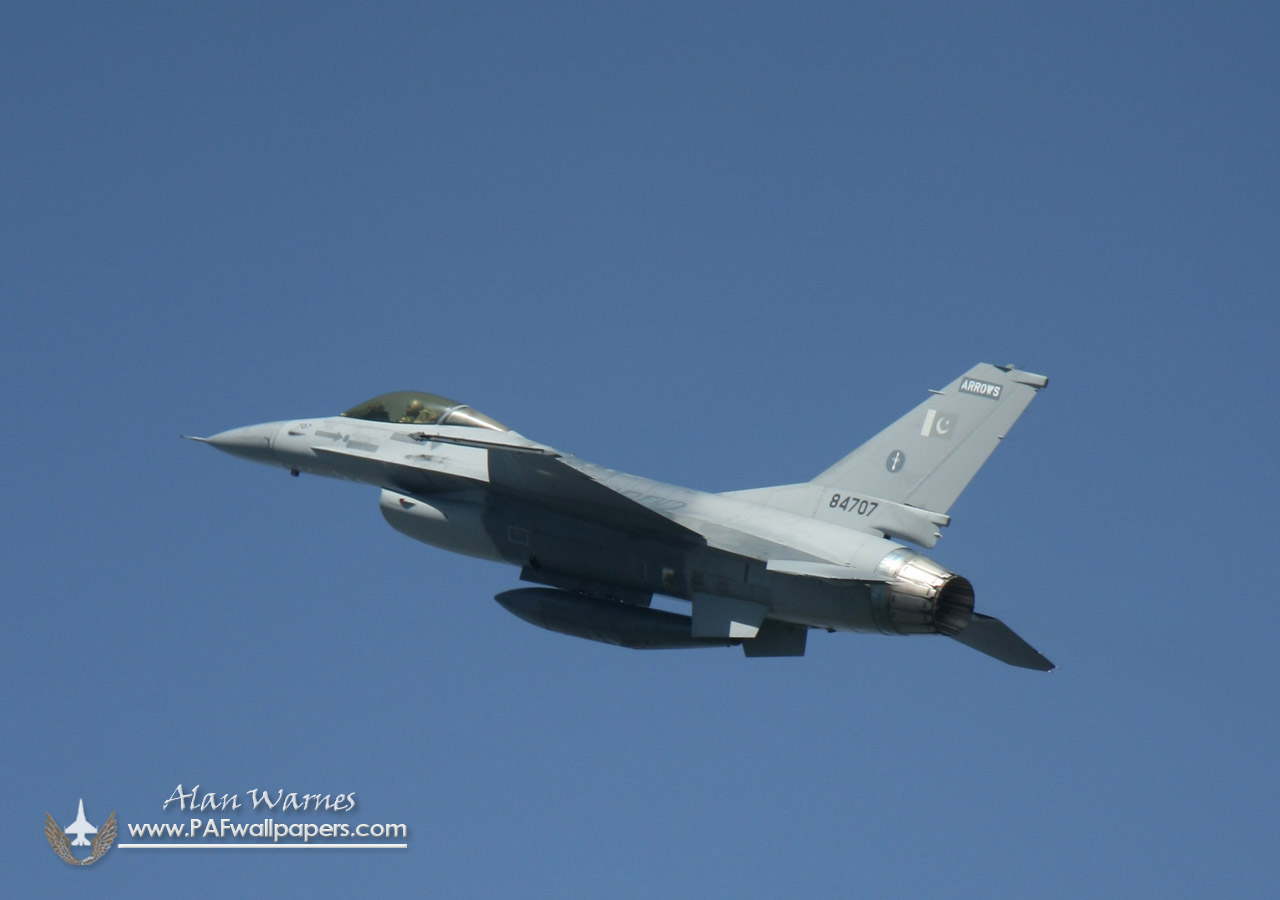 f-16_pakistan_air_force_paf_no_11_sqn_arrows_05.jpg