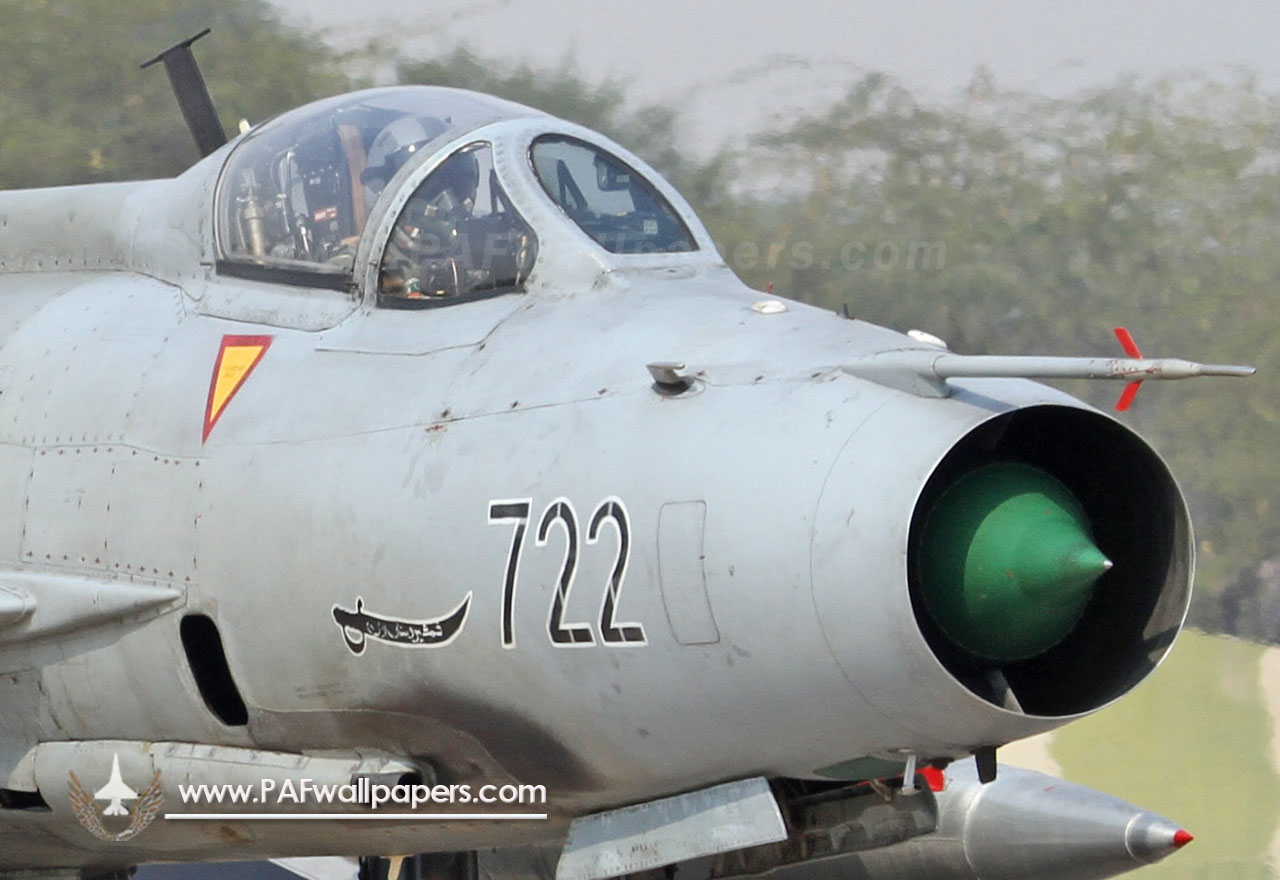 f-7_skybolt_pakistan_air_force_ccs_06.jpg