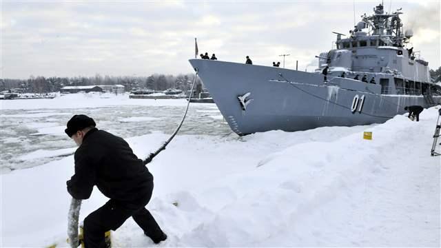 finland_navy001_16x9.jpg