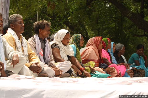 Funeral-of-a-dalit-soldier_flickr.jpg