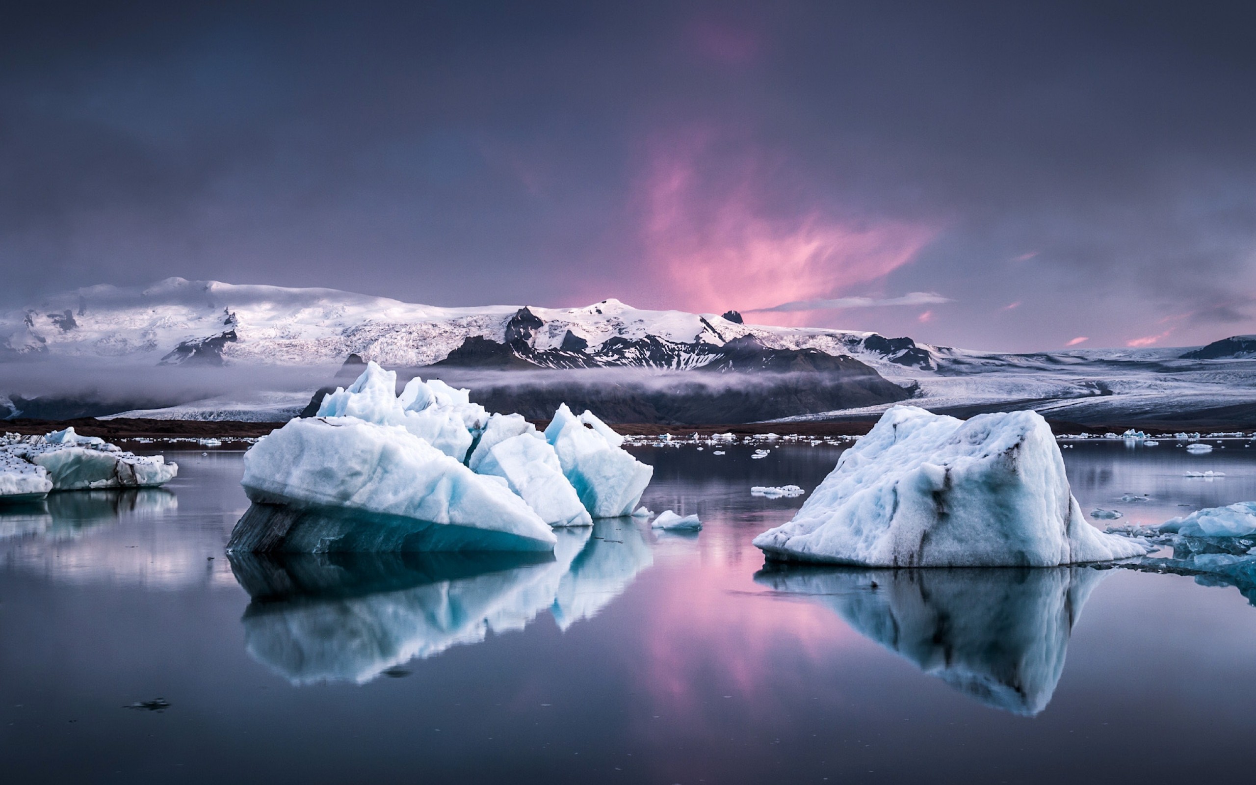 glacier-lagoon-iceland-hd-wallpaper_0_0.jpg