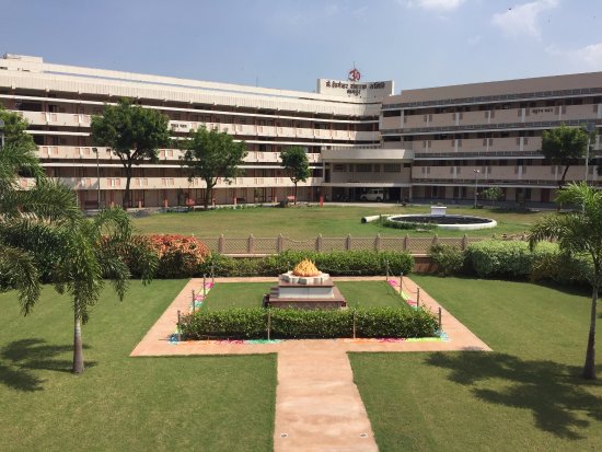 hedgewar-smriti-memorial.jpg