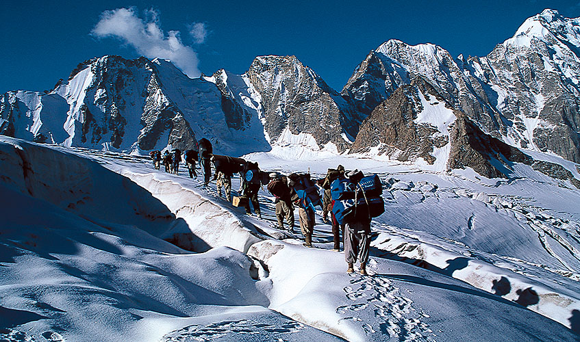 HINDU KUSH DARKOT The Darkot Pass,.jpg