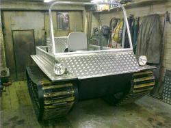 home-made-tracked-vehicle-parma-2012.jpg