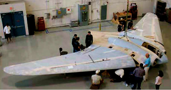 Horten-229-V3-The-Worlds-First-All-Wing-Jet-Fighter-1.jpg