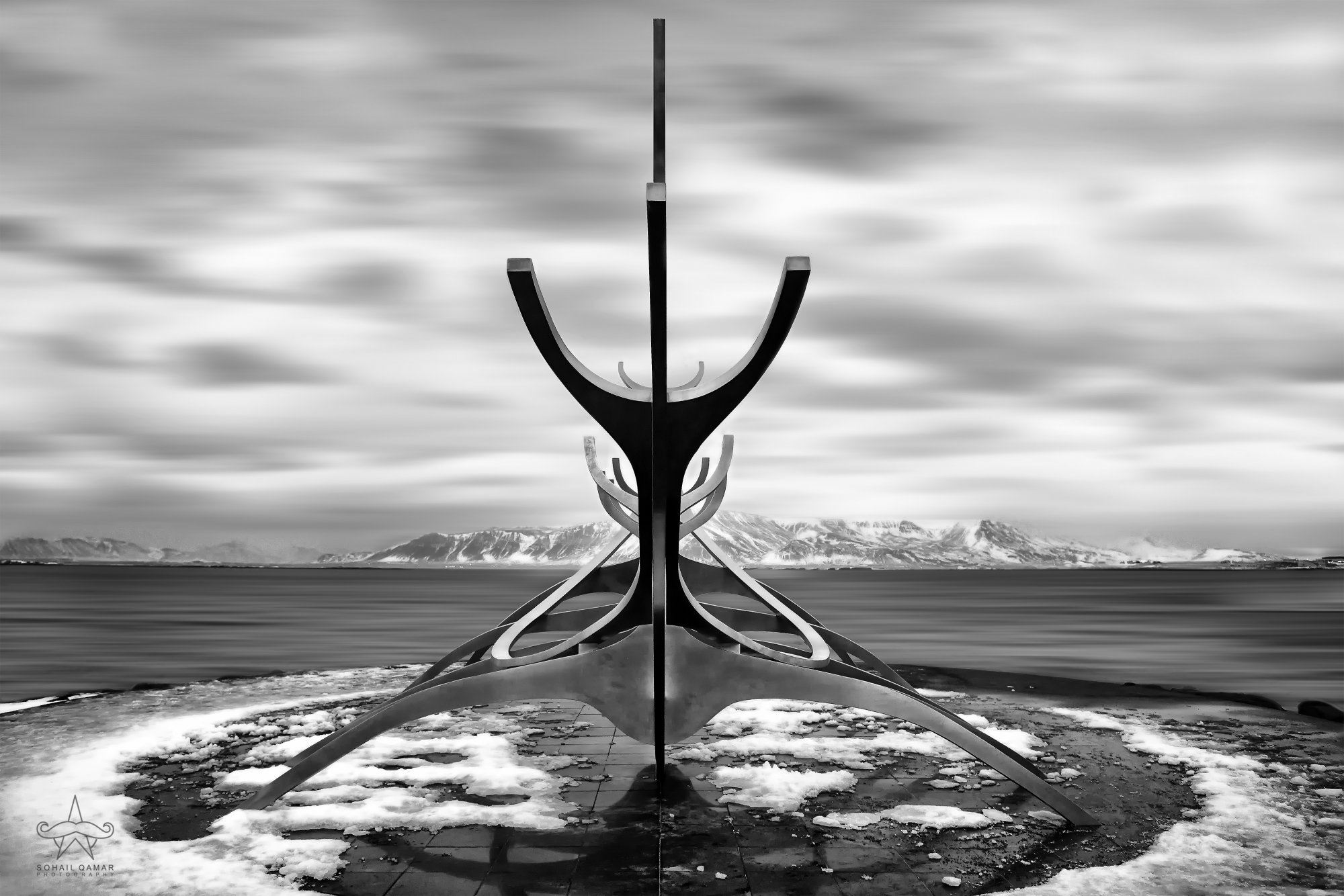 Iceland viking ship S.jpg