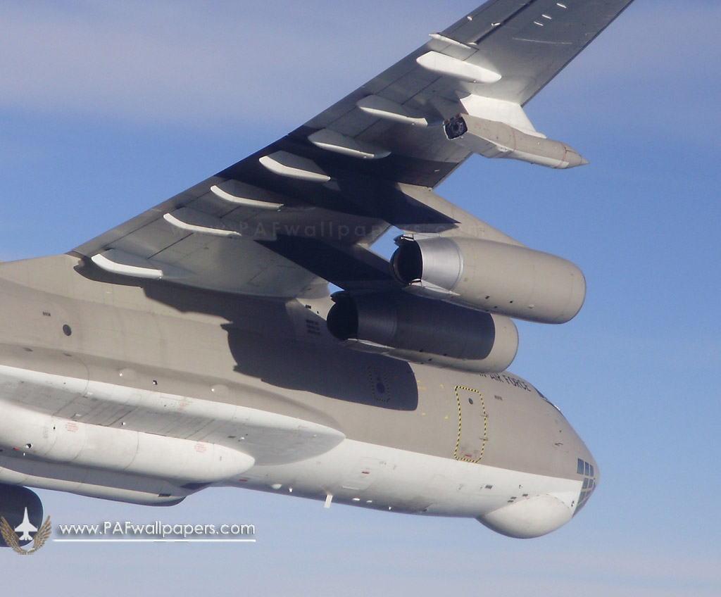 il-78_multirole_tanker_transport_refueler_02.jpg