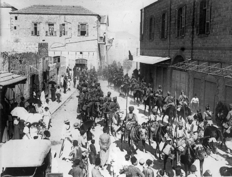 Indian_lancers_in_Haifa_1918.jpg