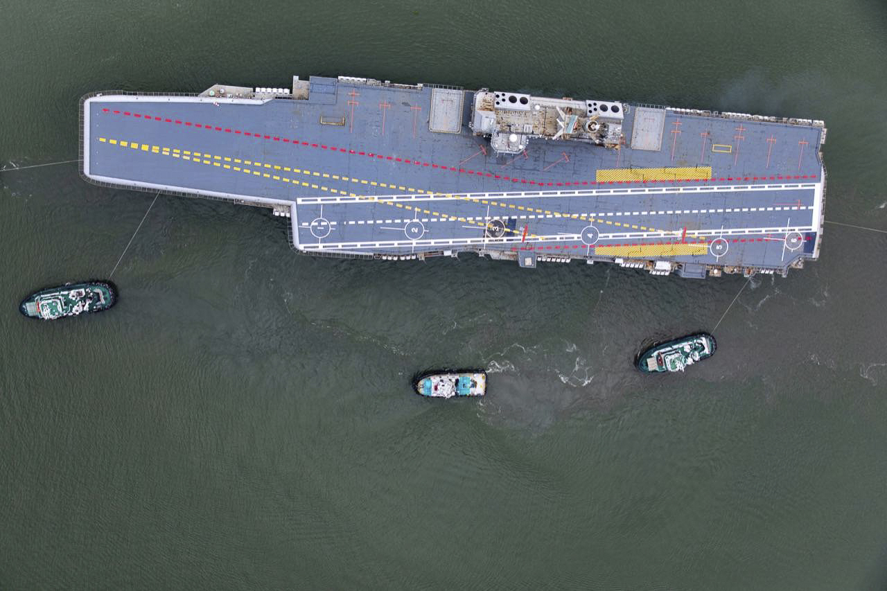 INS Vikrant - 4. trial - 20220704 top view-2.jpg