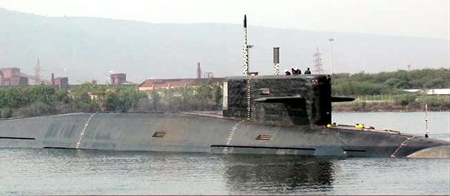 INS_Arihant_during_sea_trials.jpg