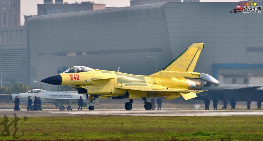 J-10A 6.40 2.jpg