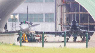 J-10B and J-10a.jpg