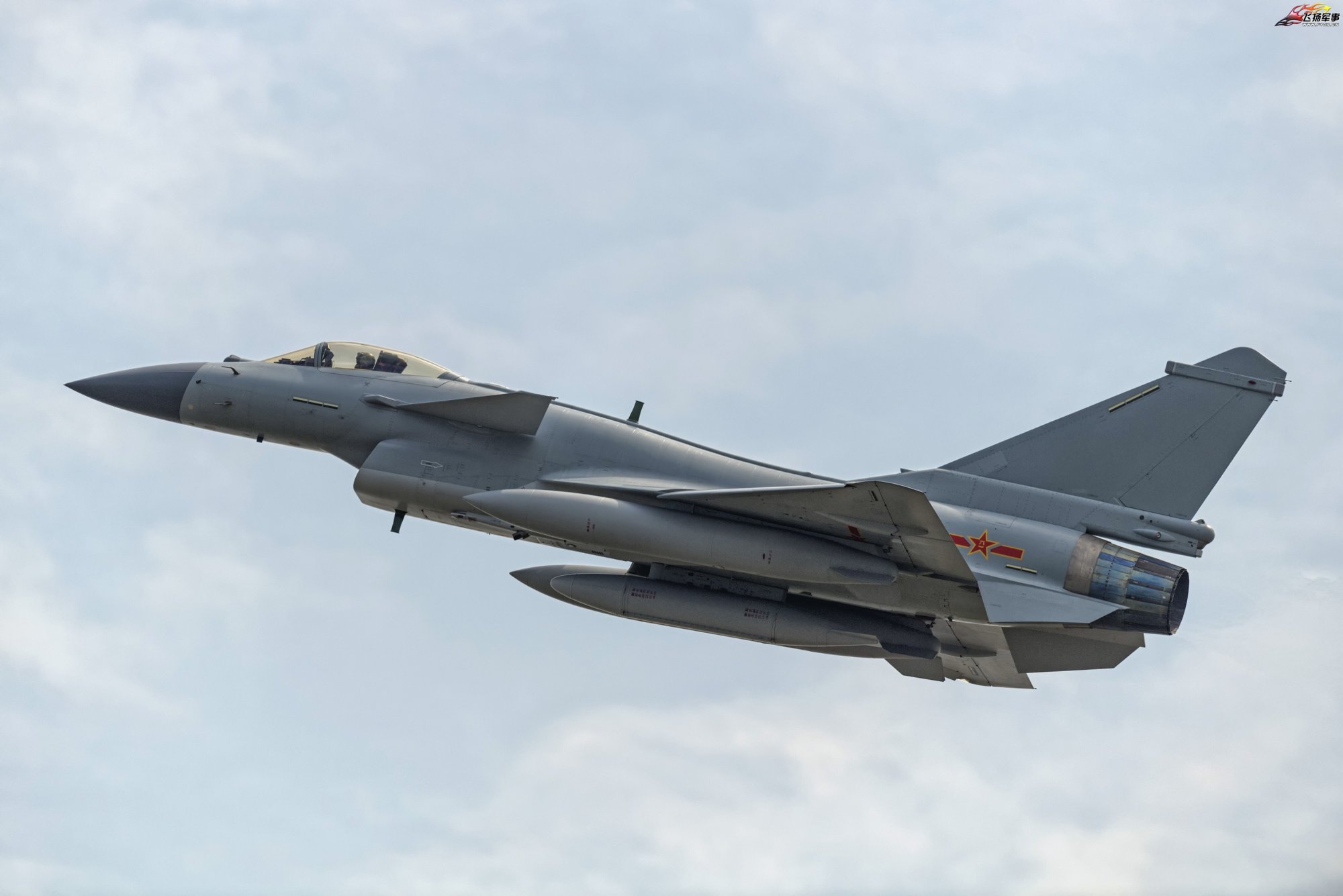 J-10B grey XXL 1.jpg