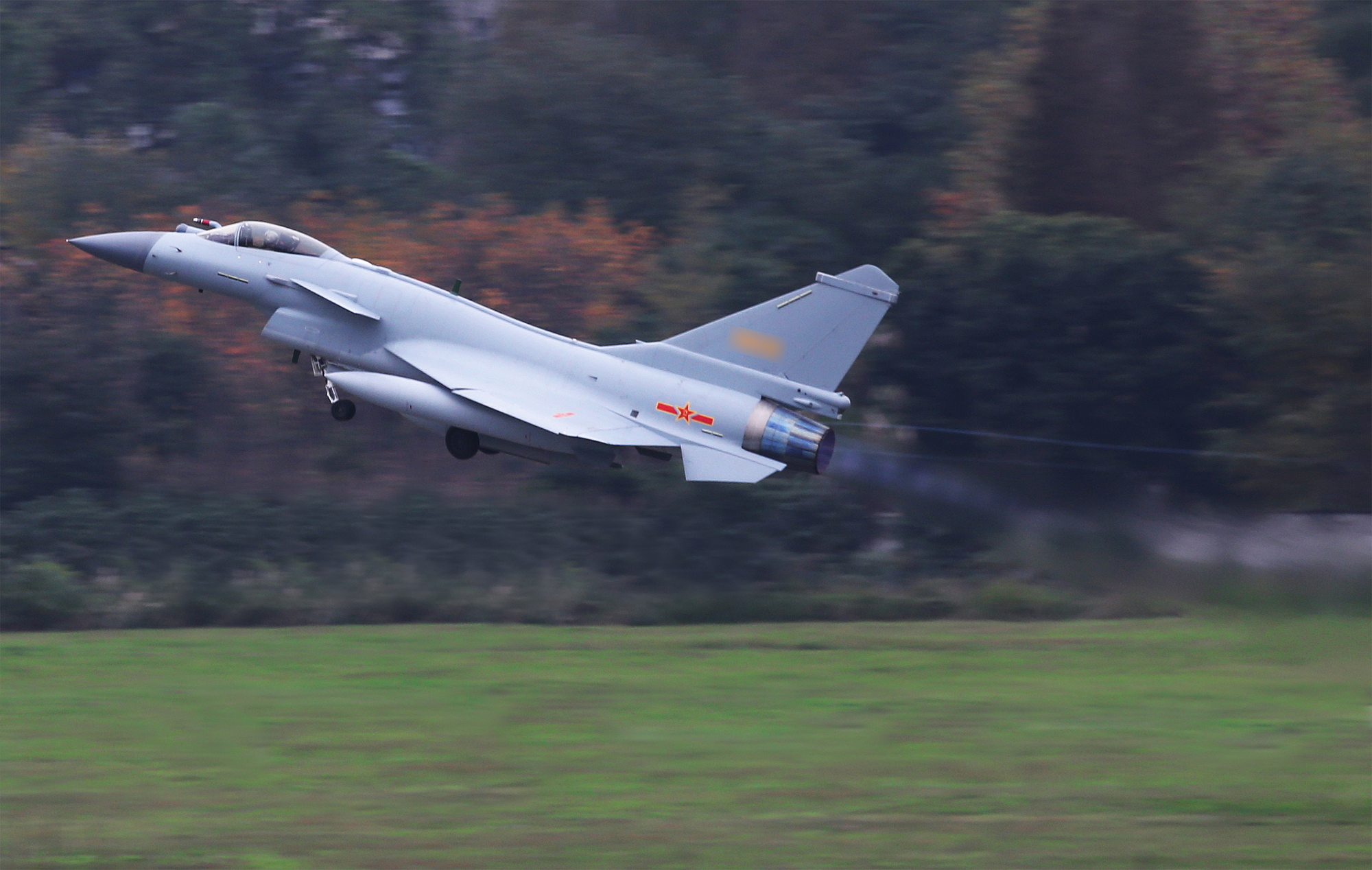 J-10B + serial-psed - 25.11.15.jpg