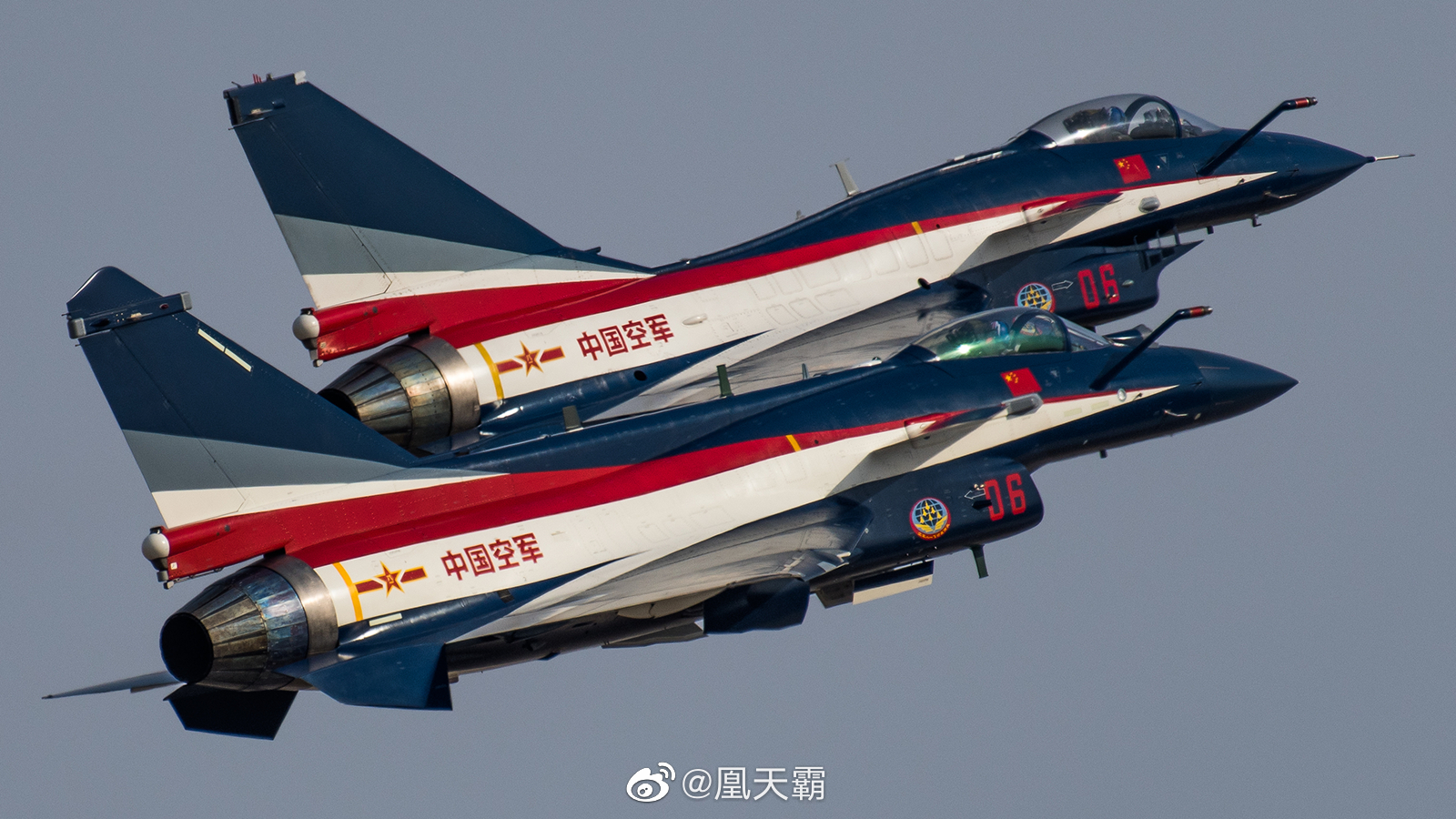 J-10CY 06 + J-10AY 06.jpg