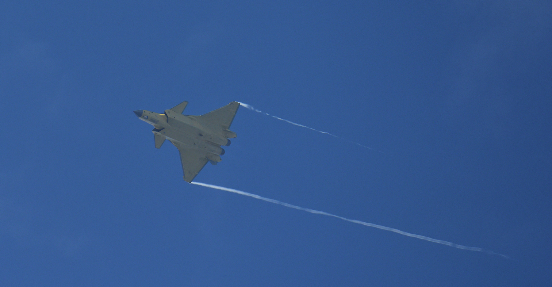 J-20A LRIP - 27.9.16 - 2.jpg