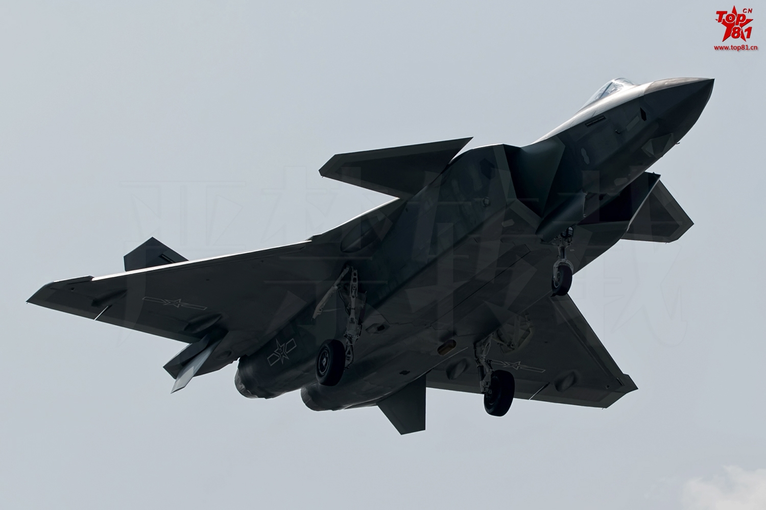 J-20A LRIP grey splinter camo - 17.10.16 - 4.jpg