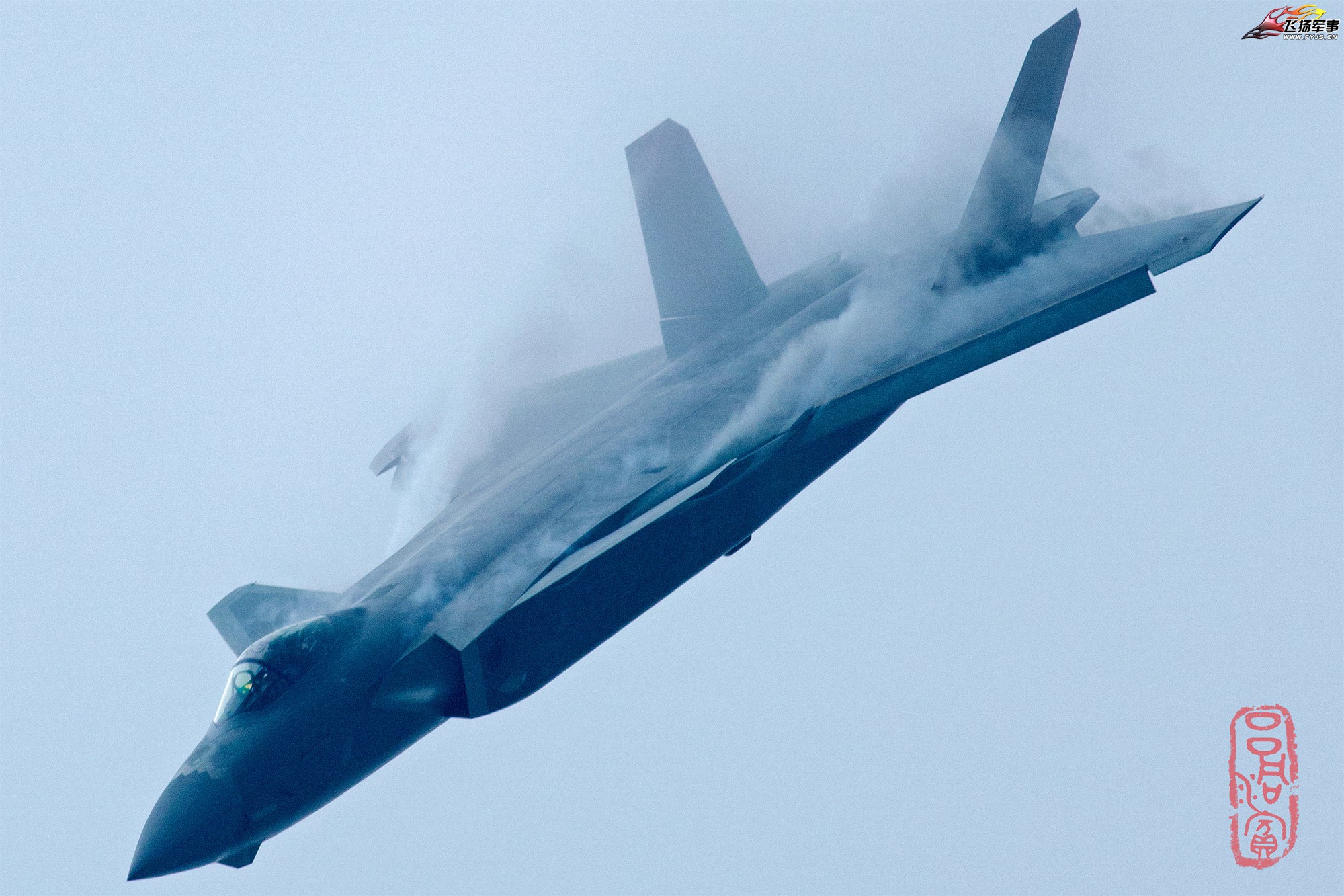 J-20A vortex 1.jpg