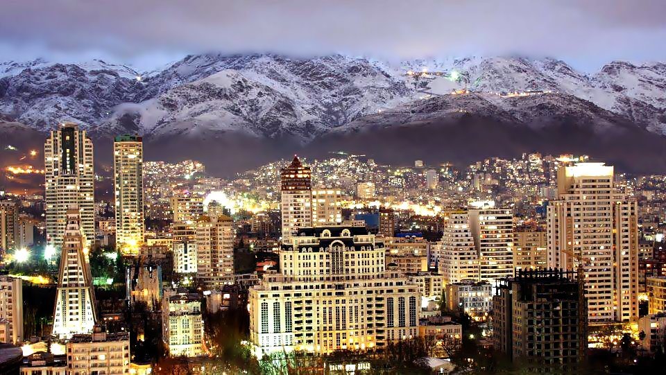 JAcDDei-Rarely-Seen-photos-of-my-Great-city-TehranIran-and-its-beautiful-people-s960x541-43245...jpg