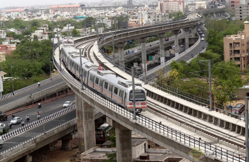 JaipurMetro1-1024x665.jpg