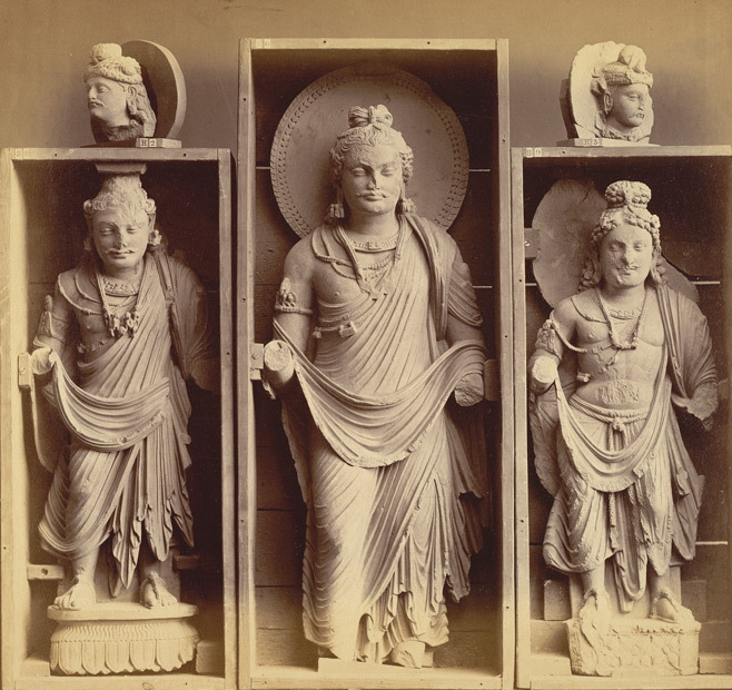 Jamal_garhi_bodhisattvas.jpg