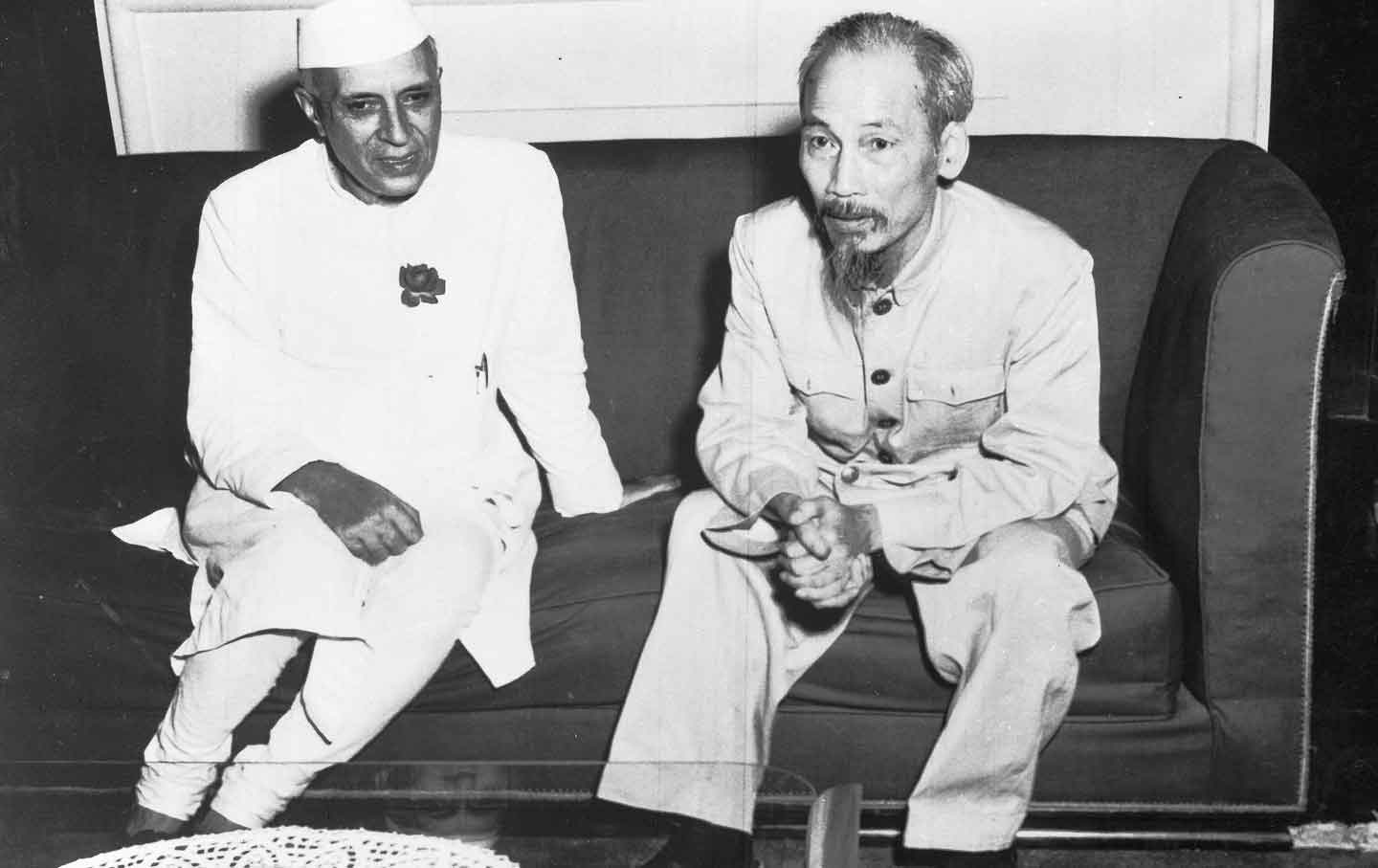 Jawaharlal_Nehru_with_Ho_Chi_Minh.jpg