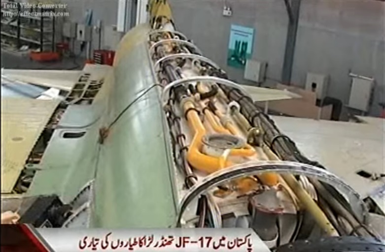 JF-17 manufacturing in Pakistan Dec-2009.jpg