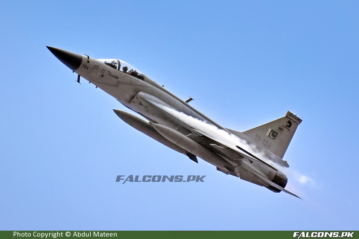 JF-17 Thunder 11-134 (2).jpg