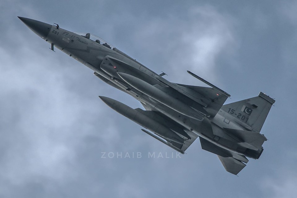 JF-17 Thunder 15-201.jpg