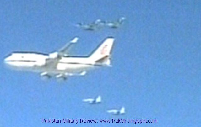 JF-17 Thunder Provides Fighter Escort to the Chinese Premier Aircraft.jpg