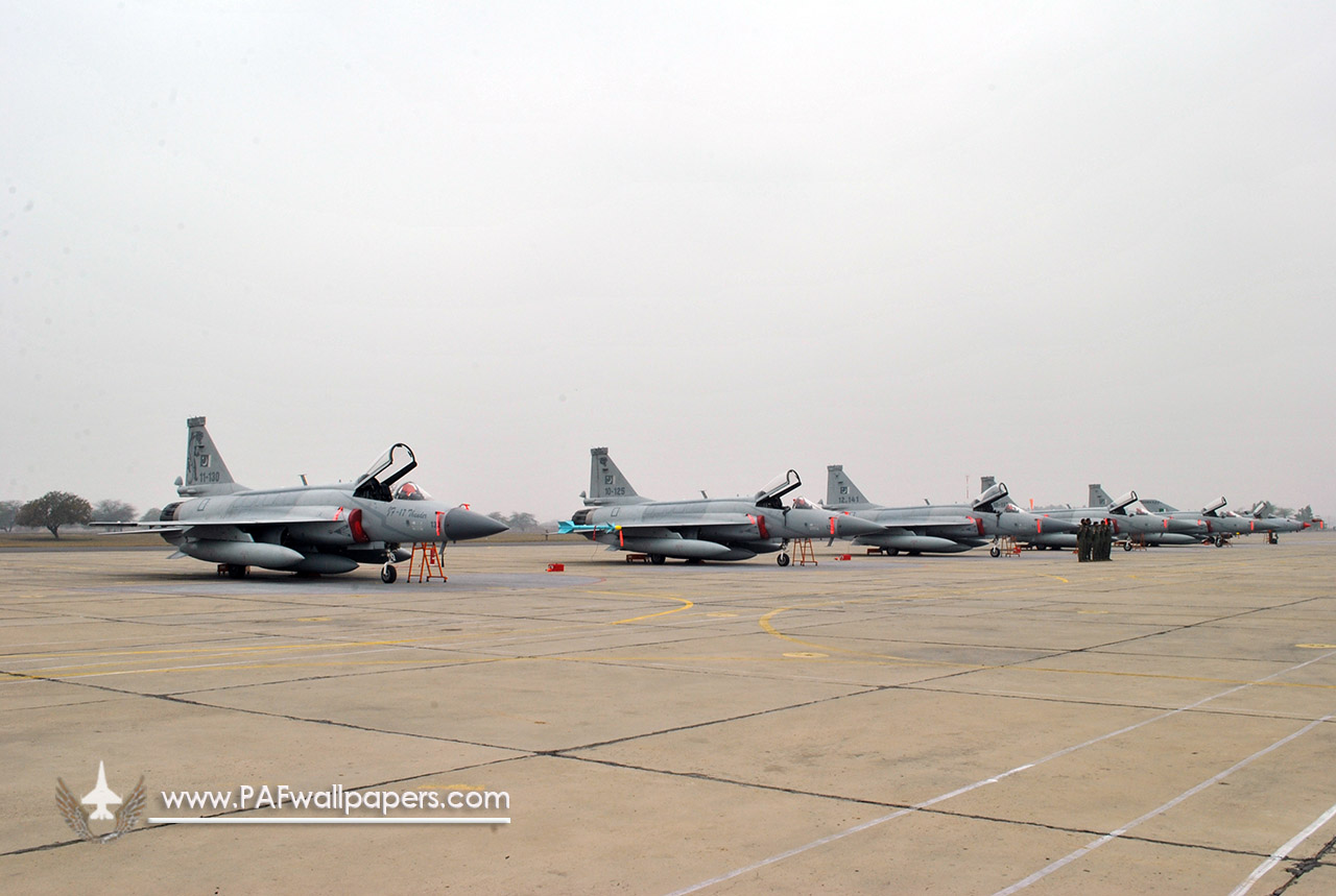 jf-17_thunder_ccs_combat_school_06 (1).jpg