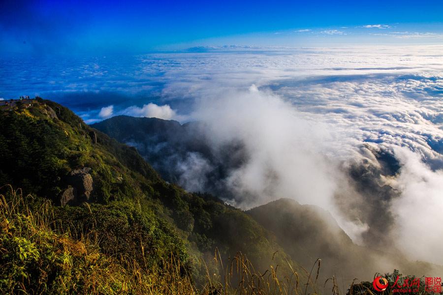 Jinding-Hill,Emei-Mountain,Sichuan.(8).jpg