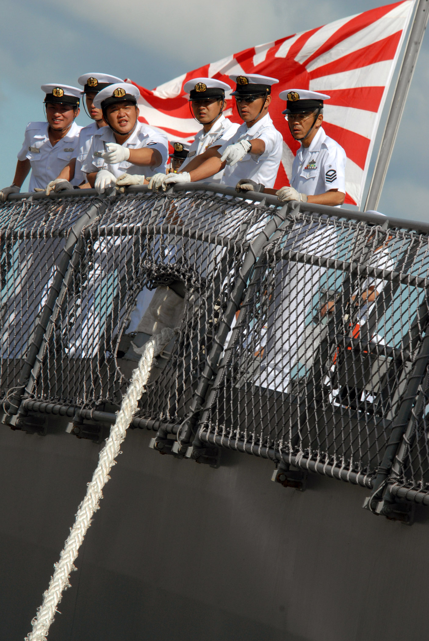 JMSDF_crew[1].jpg