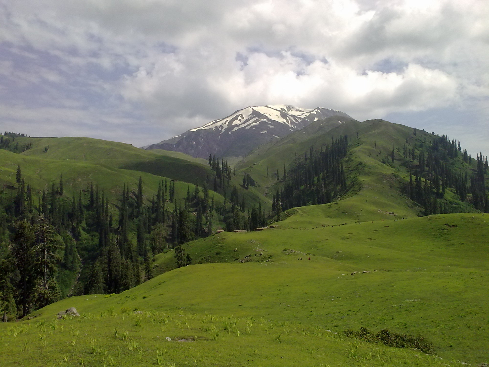 kaghan valley.jpg