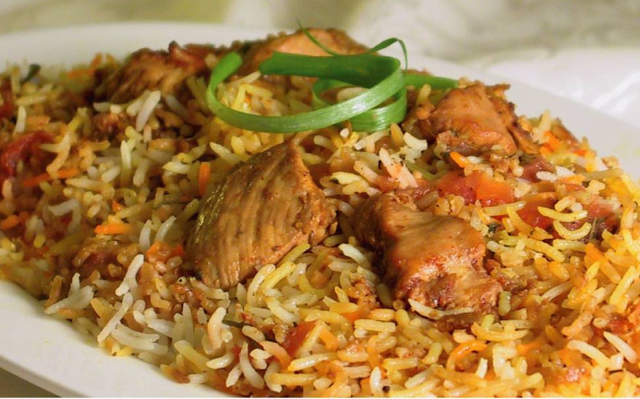 karachi pakistan chicken biryani.png