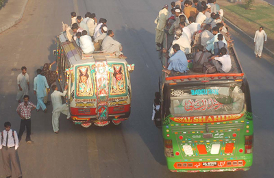 karachi-transport-400.jpg