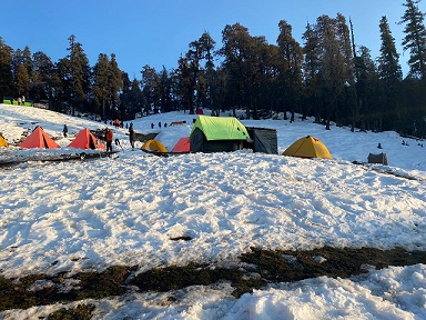 kedarkantha-basecamp-moxtain.jpg