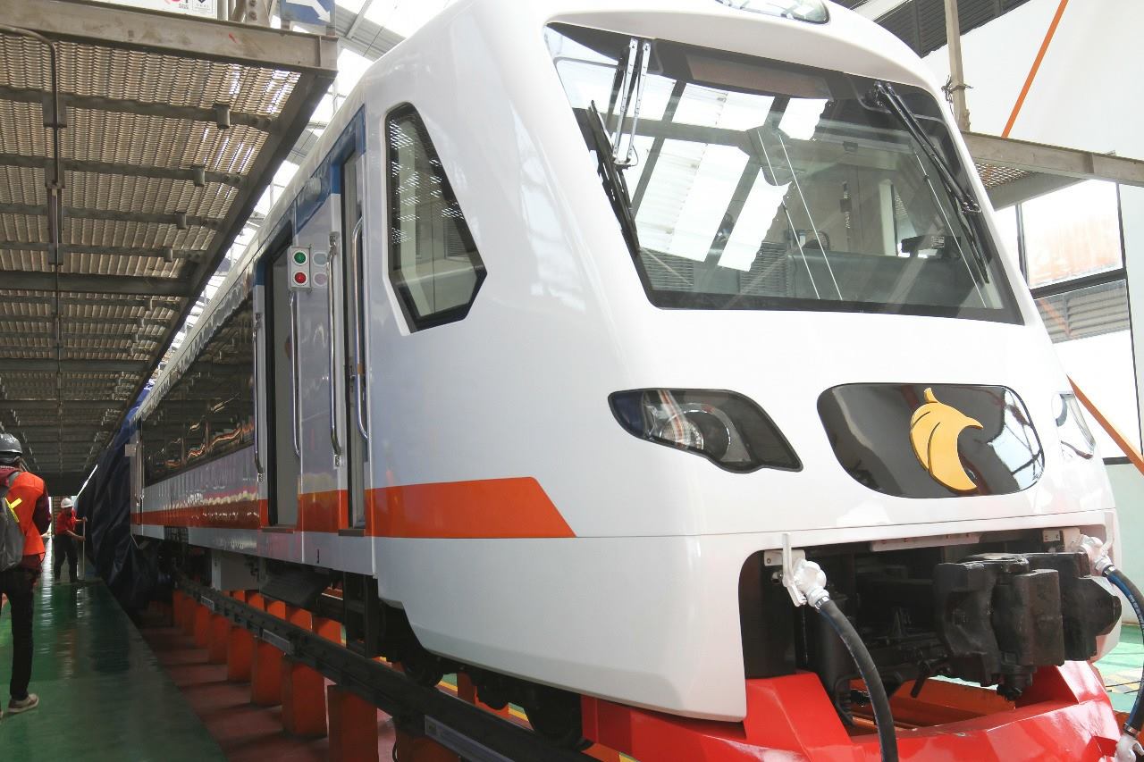 kereta-1.jpg